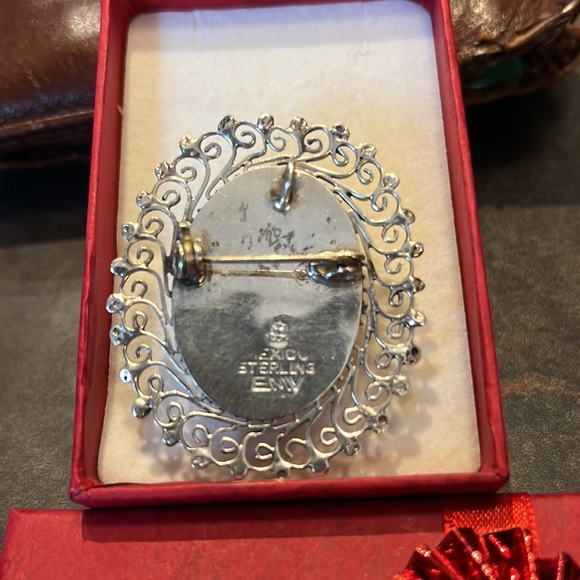 Turquoise and Sterling Silver Pendant / brooch. - Picture 3 of 5